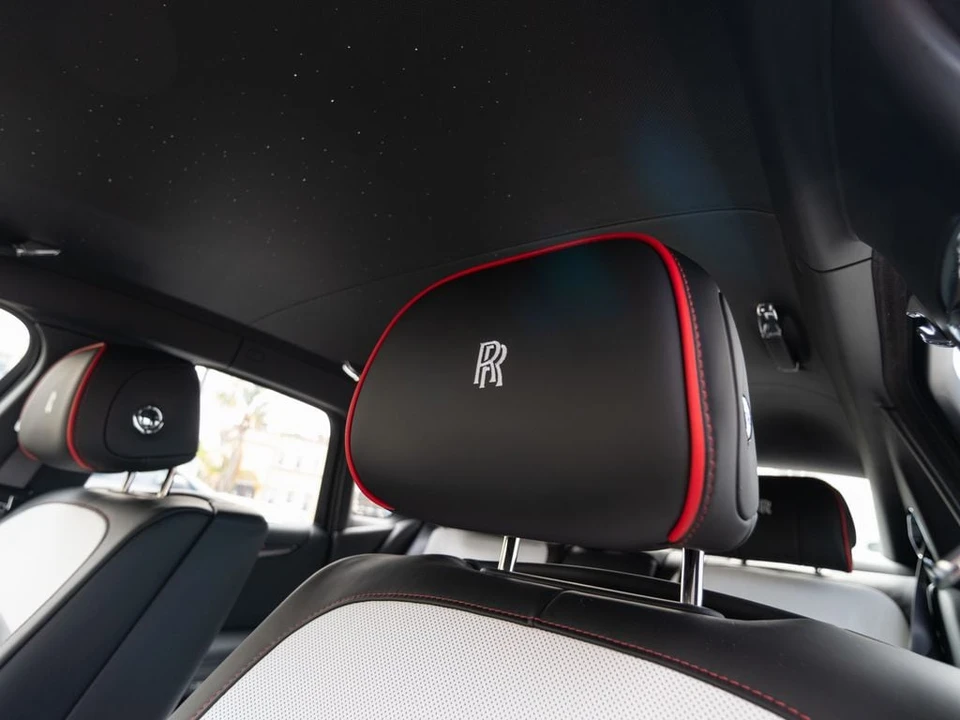 2027 Rolls-Royce Ghost Black Badge 2nd Gen - Image 10 of 31