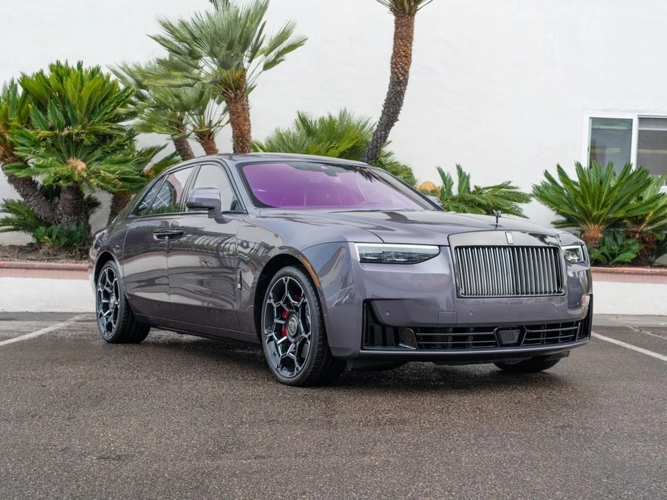 2027 Rolls-Royce Ghost Black Badge 2nd Gen - Image 20 of 31
