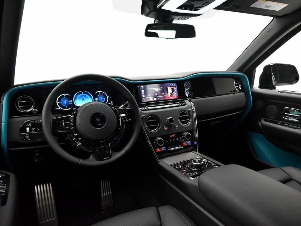 2027 Rolls-Royce Cullinan - Image 11 of 31
