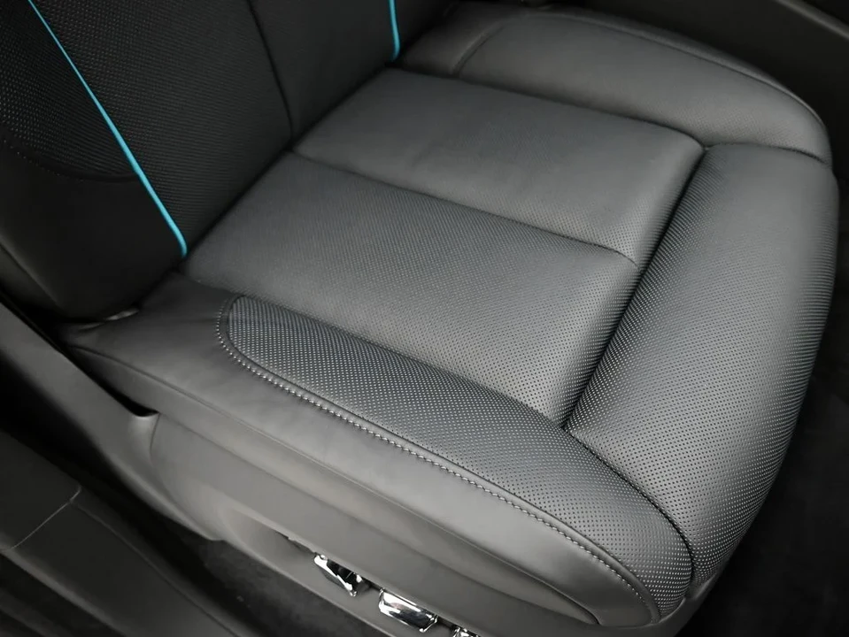 2027 Rolls-Royce Cullinan - Image 22 of 31