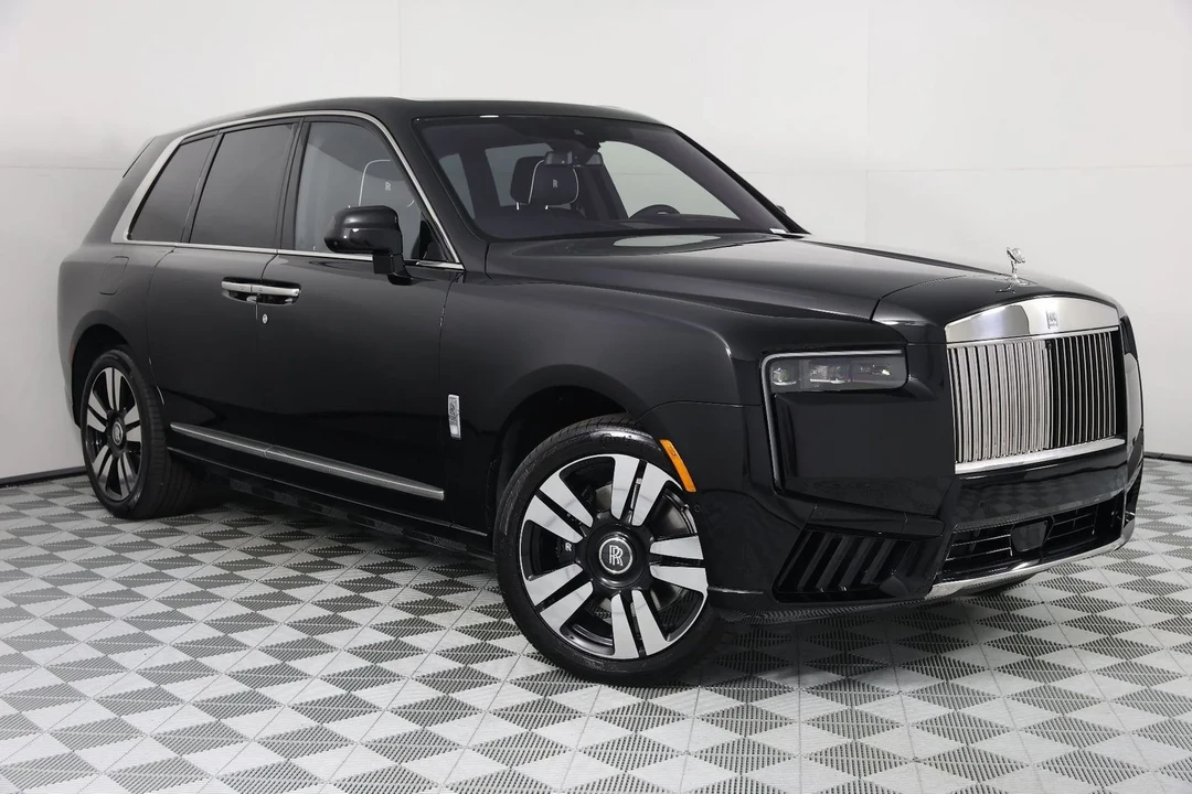 2027 Rolls-Royce Cullinan - Image 8 of 31