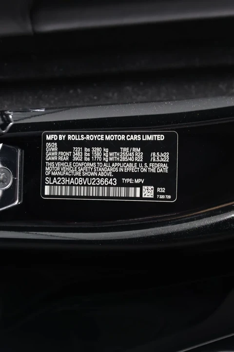 2027 Rolls-Royce Cullinan - Image 18 of 31