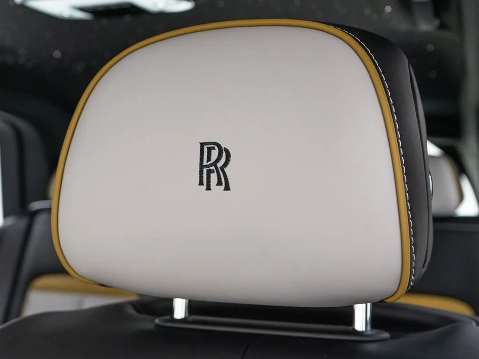 2027 Rolls-Royce Cullinan - Image 18 of 31