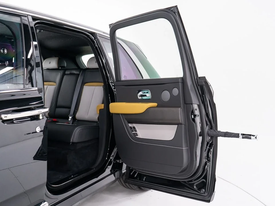 2027 Rolls-Royce Cullinan - Image 31 of 31