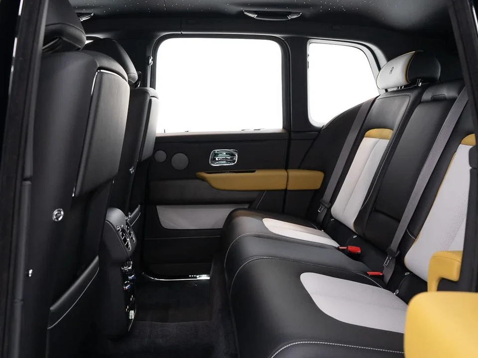 2027 Rolls-Royce Cullinan - Image 26 of 31