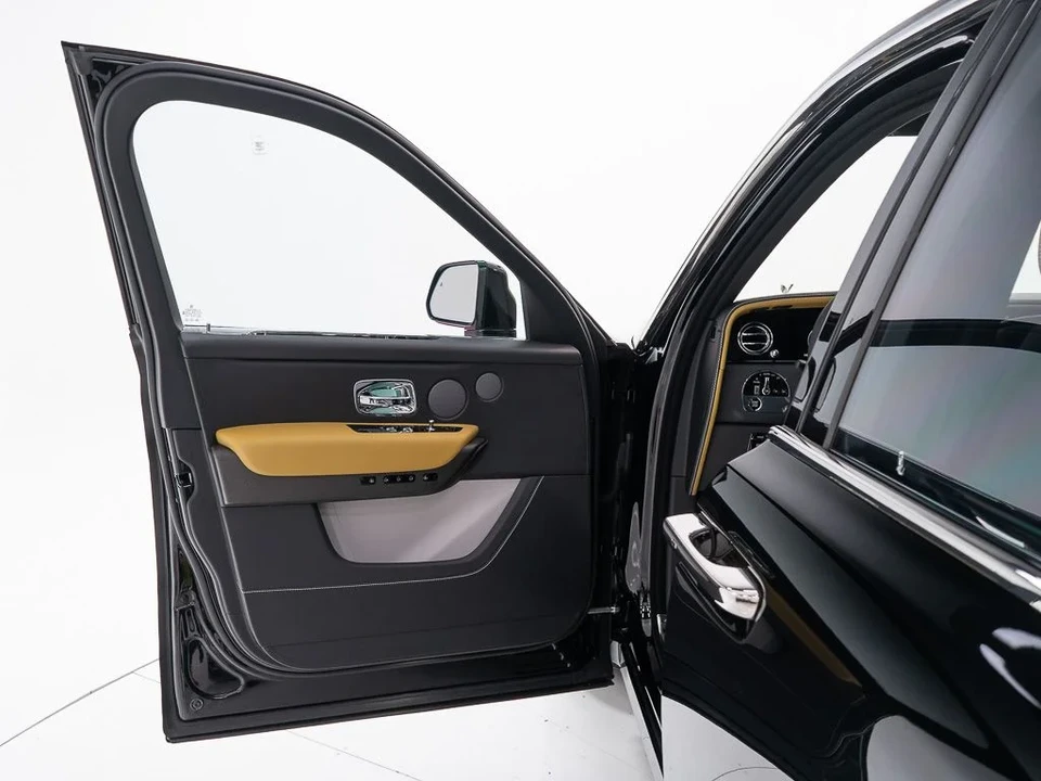 2027 Rolls-Royce Cullinan - Image 11 of 31