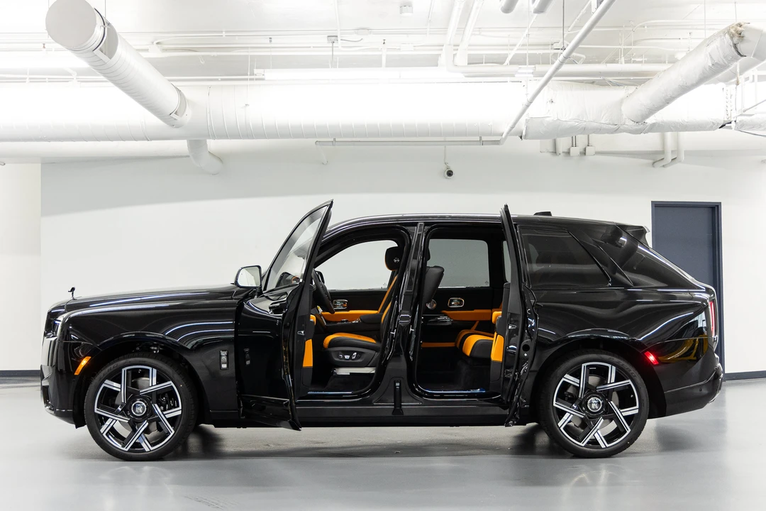 2027 Rolls-Royce Cullinan Black Badge - Image 28 of 31