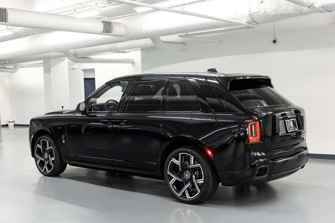 2027 Rolls-Royce Cullinan Black Badge - Image 4 of 31