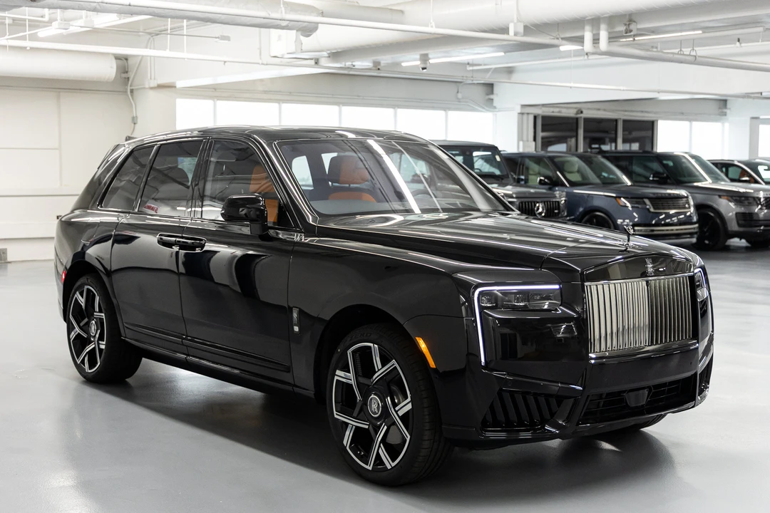 2027 Rolls-Royce Cullinan Black Badge - Image 7 of 31