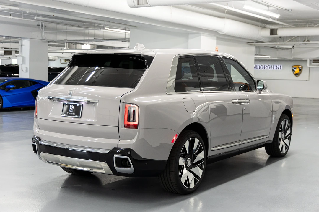 2027 Rolls-Royce Cullinan - Image 6 of 31