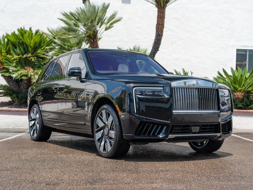 2027 Rolls-Royce Cullinan - Image 19 of 31