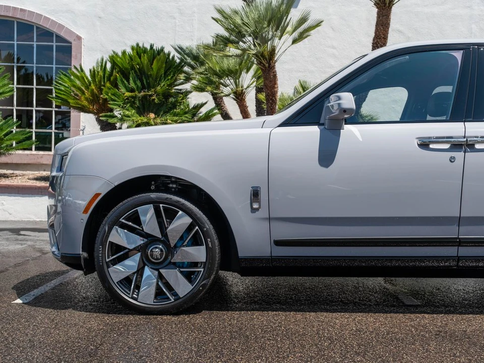 2027 Rolls-Royce Cullinan - Image 13 of 31