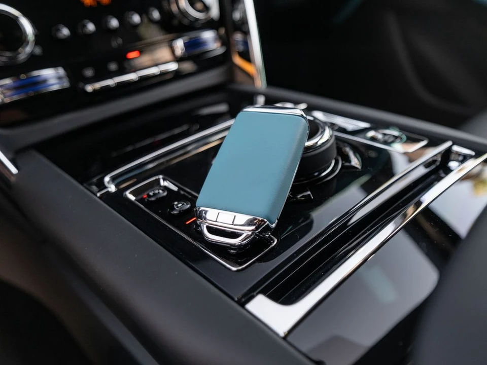 2027 Rolls-Royce Cullinan - Image 15 of 31