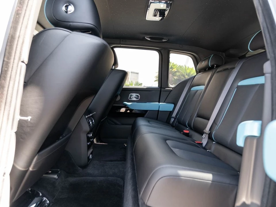 2027 Rolls-Royce Cullinan - Image 28 of 31