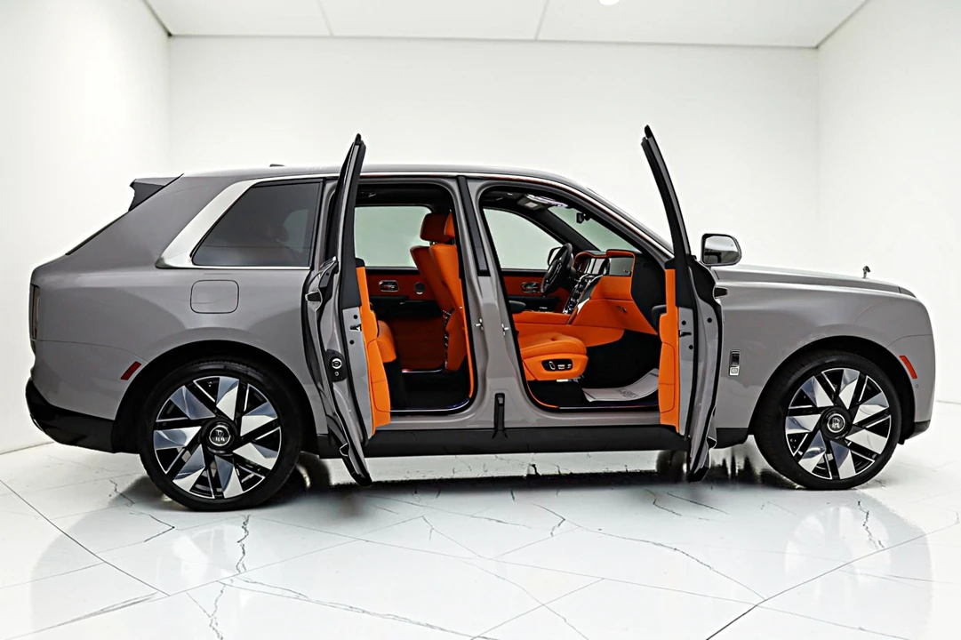 2027 Rolls-Royce Cullinan - Image 13 of 31