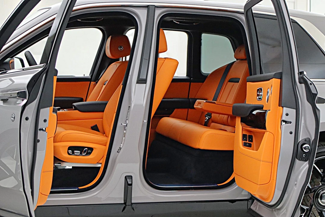 2027 Rolls-Royce Cullinan - Image 5 of 31