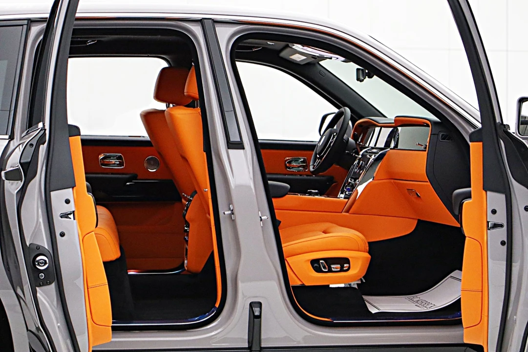 2027 Rolls-Royce Cullinan - Image 12 of 31