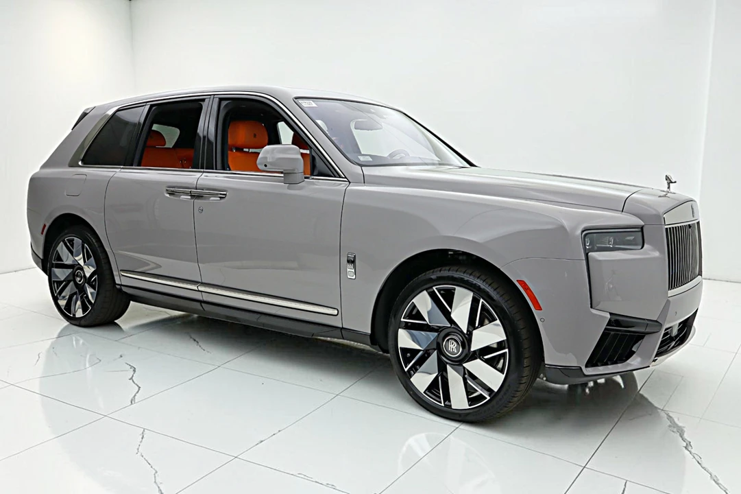 2027 Rolls-Royce Cullinan - Image 16 of 31