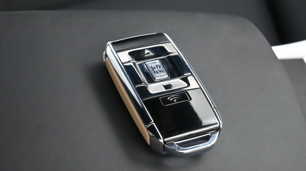2027 Rolls-Royce Cullinan - Image 15 of 21