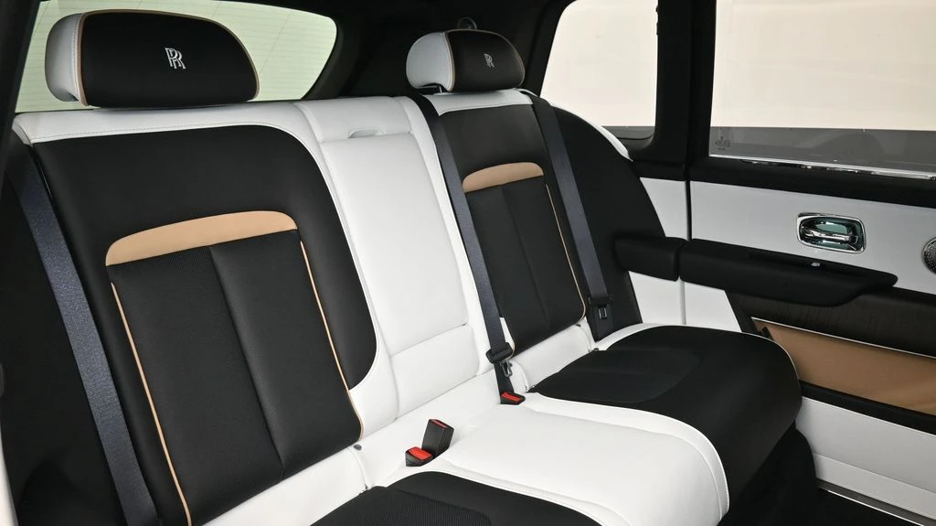 2027 Rolls-Royce Cullinan - Image 8 of 21