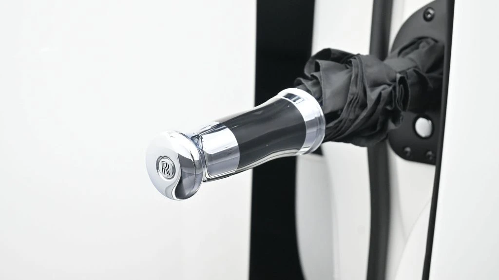 2027 Rolls-Royce Cullinan - Image 6 of 21
