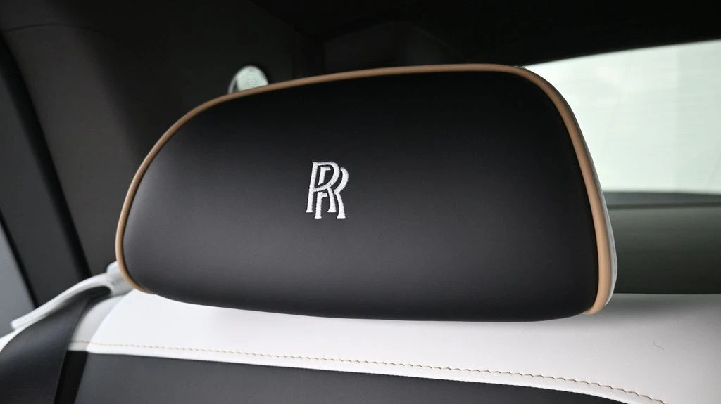 2027 Rolls-Royce Cullinan - Image 19 of 21