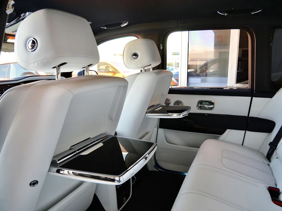 2027 Rolls-Royce Cullinan - Image 28 of 31