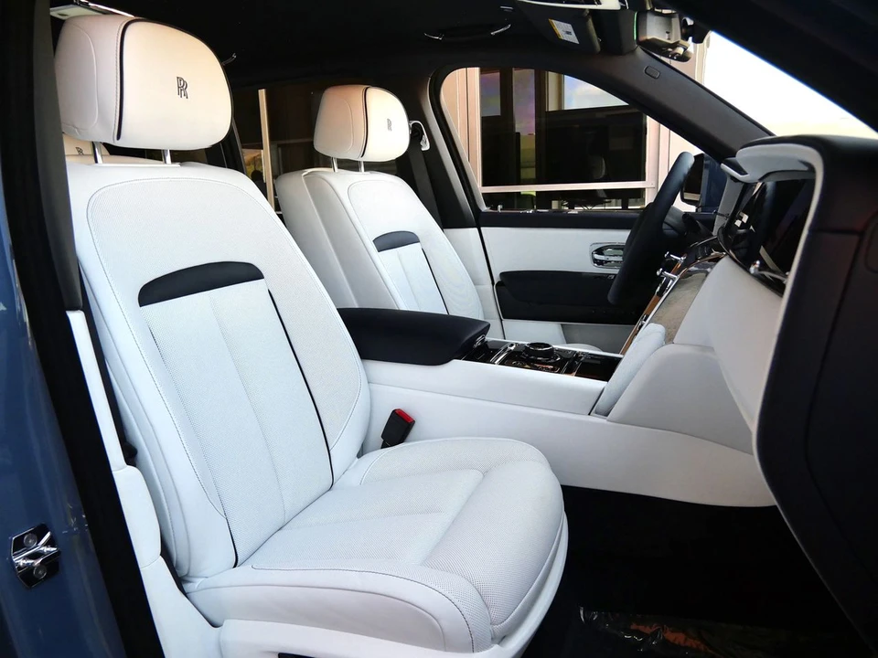 2027 Rolls-Royce Cullinan - Image 31 of 31
