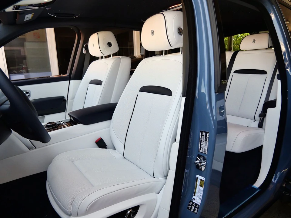 2027 Rolls-Royce Cullinan - Image 27 of 31