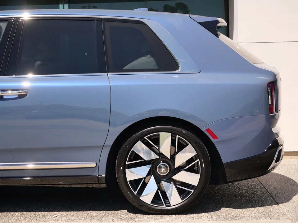 2027 Rolls-Royce Cullinan - Image 22 of 31
