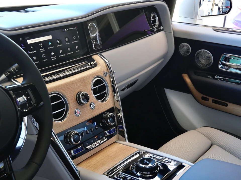 2027 Rolls-Royce Cullinan - Image 27 of 31