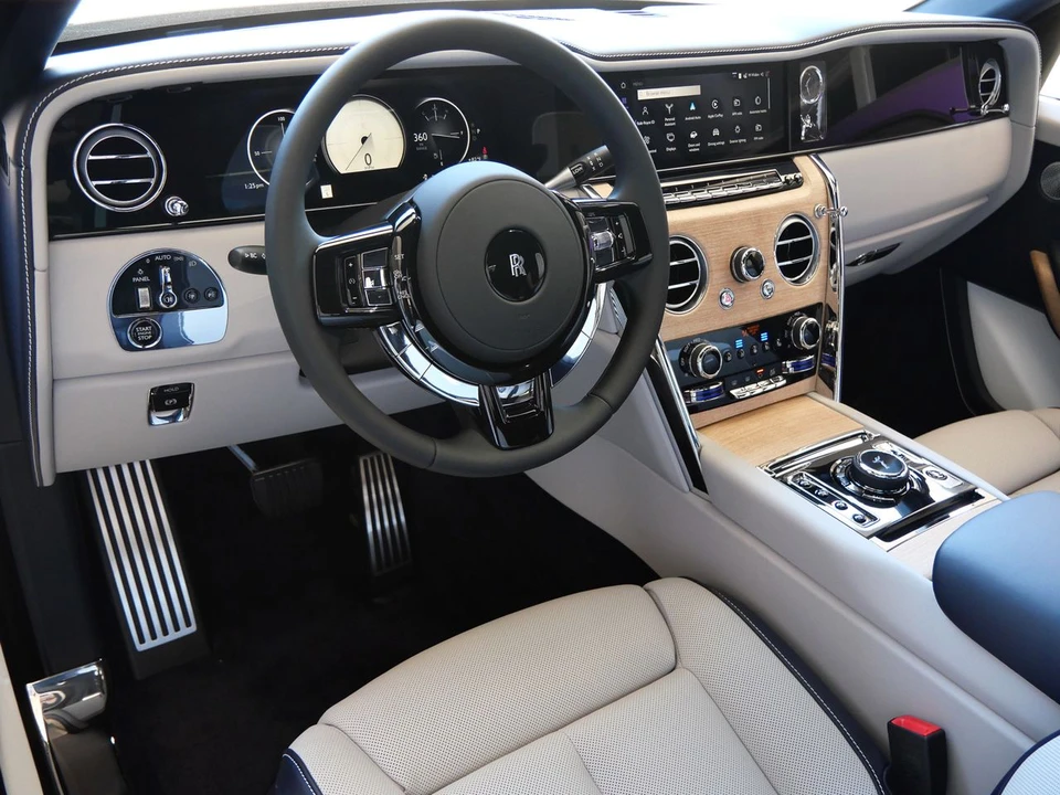 2027 Rolls-Royce Cullinan - Image 26 of 31