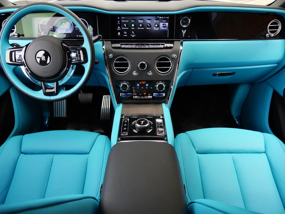 2027 Rolls-Royce Cullinan - Image 3 of 31
