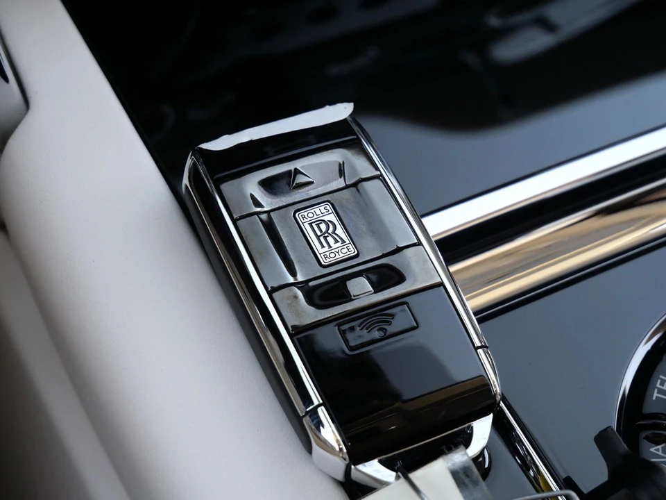 2027 Rolls-Royce Cullinan - Image 31 of 31