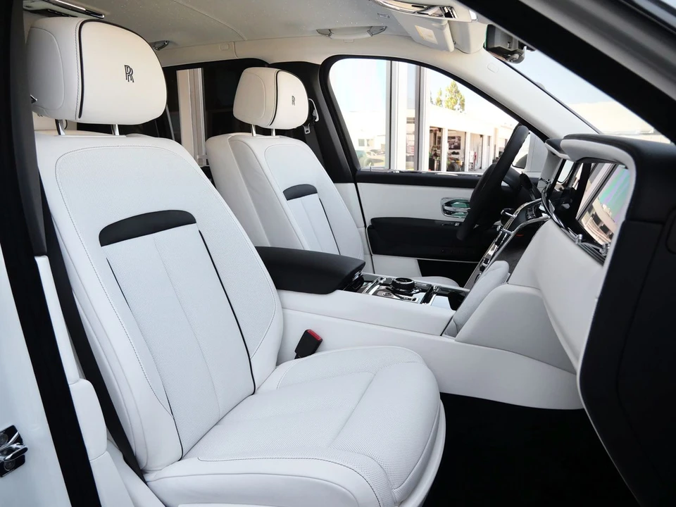 2027 Rolls-Royce Cullinan - Image 30 of 31