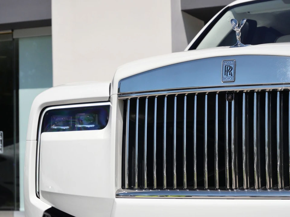 2027 Rolls-Royce Cullinan - Image 7 of 31