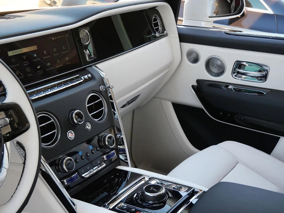 2027 Rolls-Royce Cullinan - Image 23 of 31