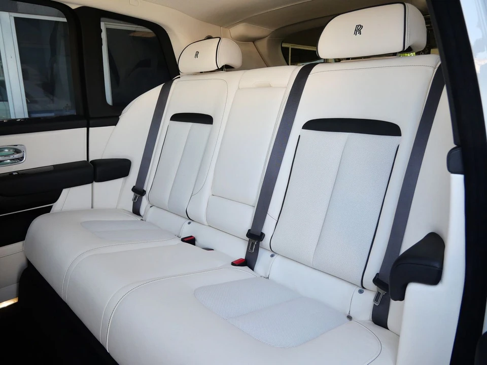 2027 Rolls-Royce Cullinan - Image 8 of 31