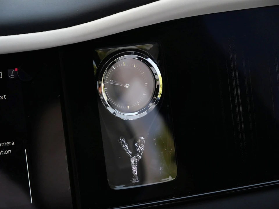 2027 Rolls-Royce Cullinan - Image 14 of 31