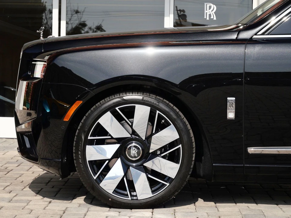 2027 Rolls-Royce Cullinan - Image 12 of 31