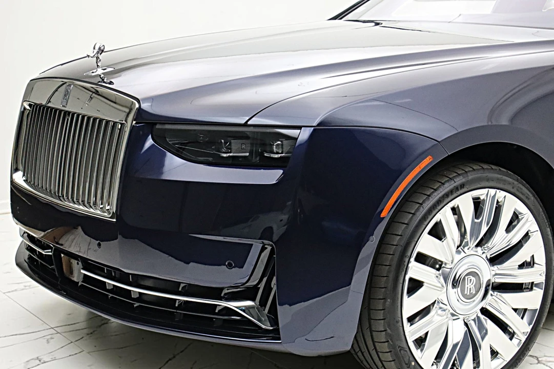 2027 Rolls-Royce Ghost 2nd Gen - Image 2 of 31