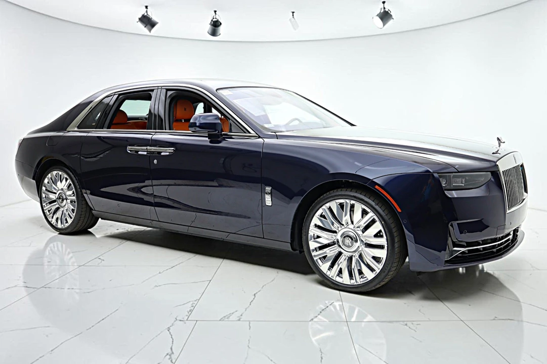 2027 Rolls-Royce Ghost 2nd Gen - Image 17 of 31