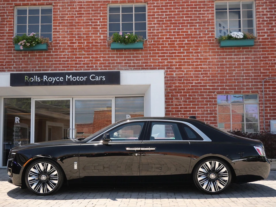 2027 Rolls-Royce Ghost 2nd Gen - Image 3 of 31