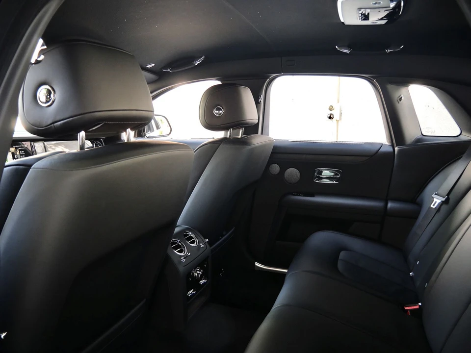 2027 Rolls-Royce Ghost 2nd Gen - Image 26 of 31