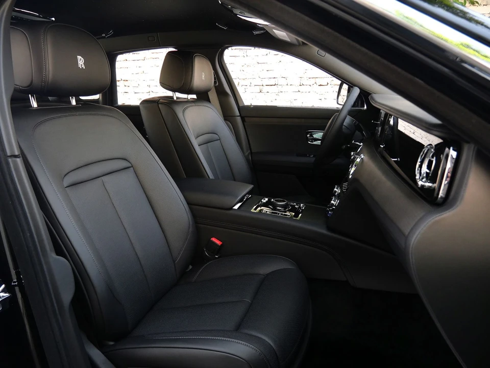 2027 Rolls-Royce Ghost 2nd Gen - Image 29 of 31