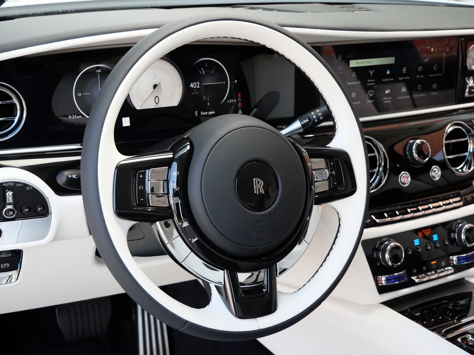 2027 Rolls-Royce Ghost 2nd Gen - Image 16 of 31