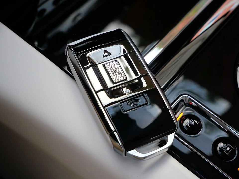 2027 Rolls-Royce Ghost 2nd Gen - Image 30 of 31