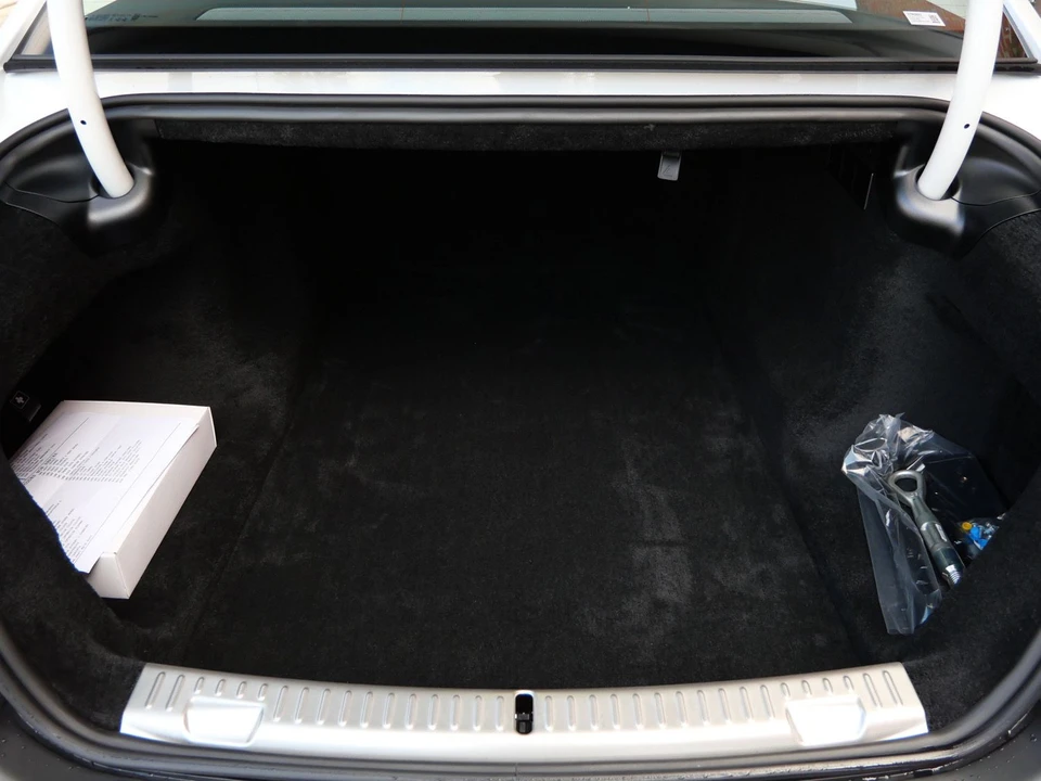 2027 Rolls-Royce Ghost 2nd Gen - Image 26 of 31