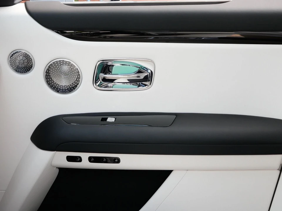 2027 Rolls-Royce Ghost 2nd Gen - Image 11 of 31