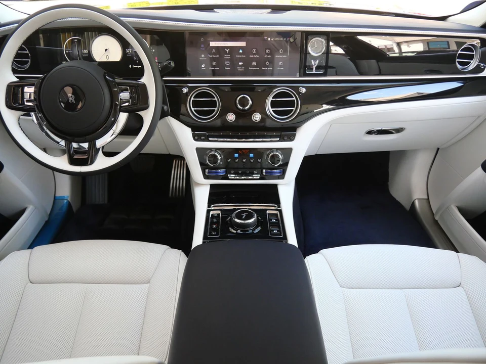 2027 Rolls-Royce Ghost 2nd Gen - Image 4 of 31
